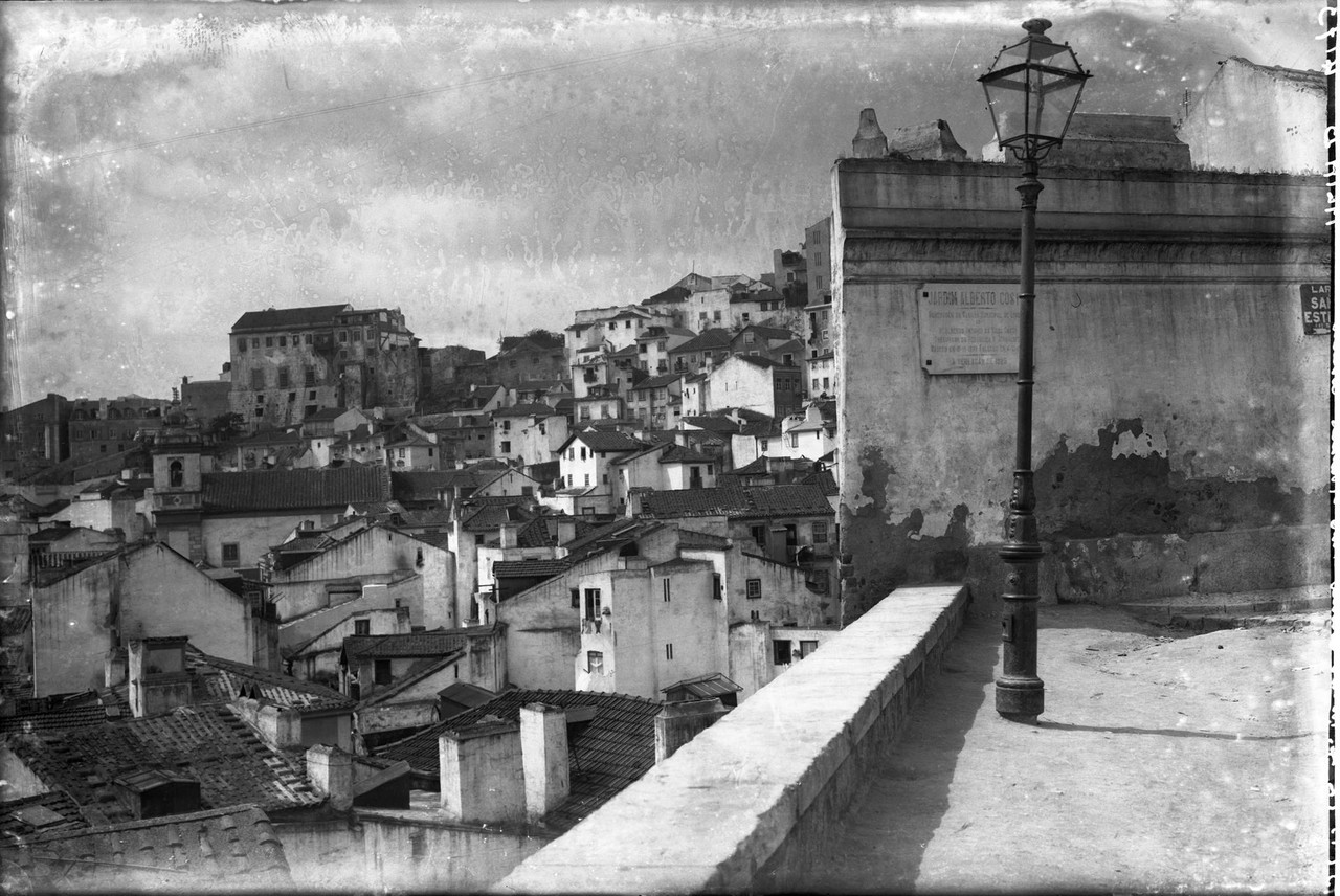 Adro da Igreja de Santo Estêvão,1939.jpg