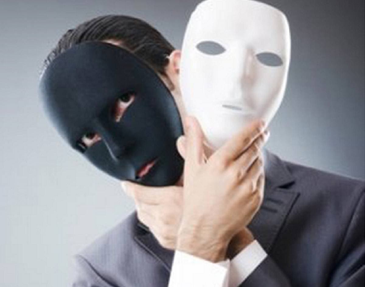 duas-caras-01.jpg duas-caras-01.jpg