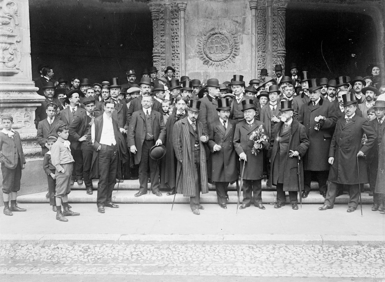 A comissão do centenário de Alexandre Herculano A comissão do centenário de Alexandre Herculano