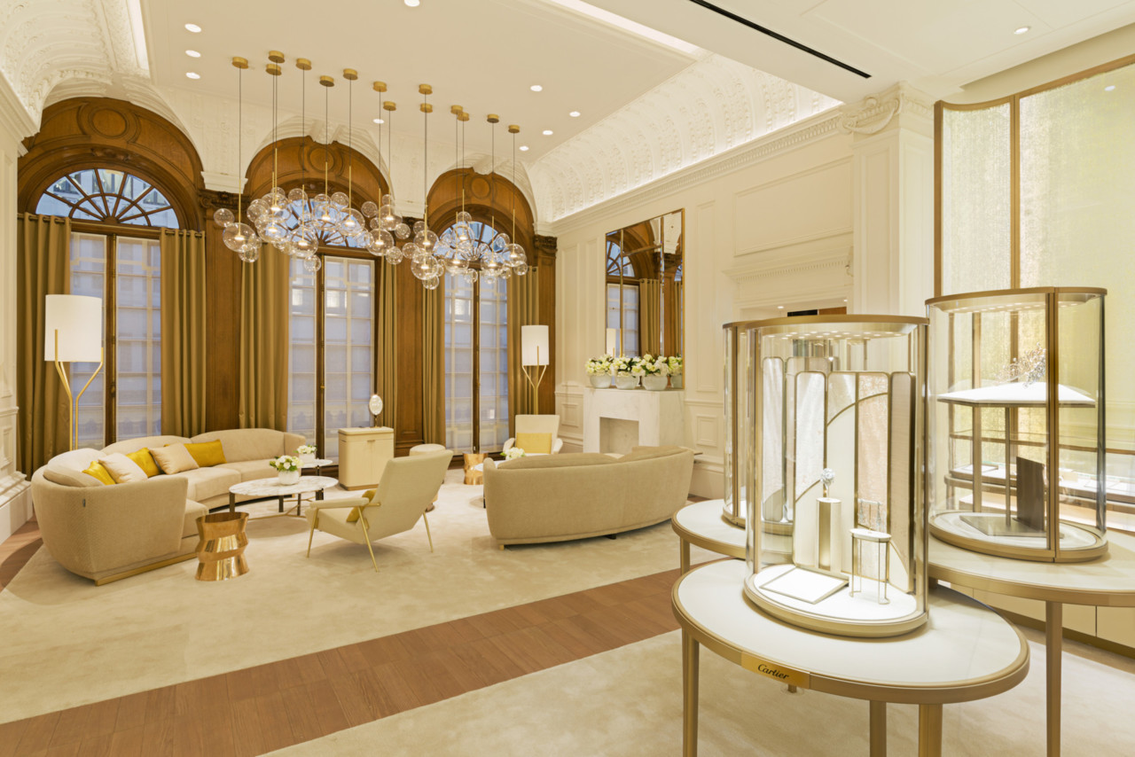 Cartier-Bond-Street-Boutique-Prestige-Floor-sittin