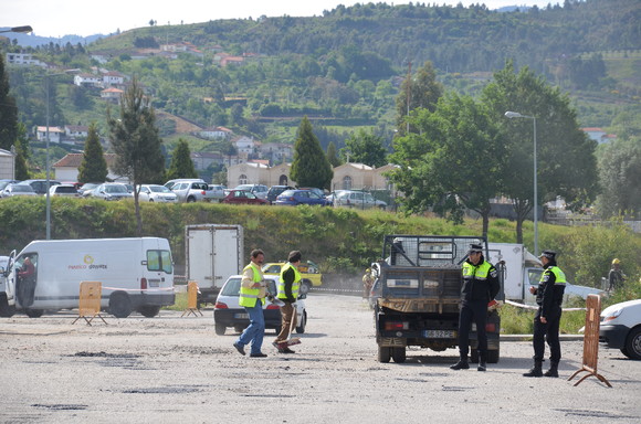 Grande operação de limpeza geral do espaço púb