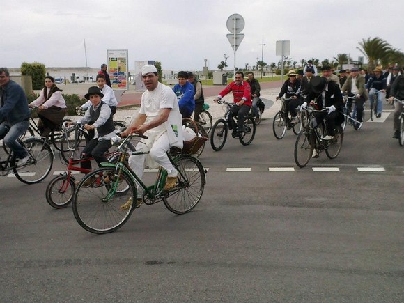 536325_510651692331238_1016407795_n