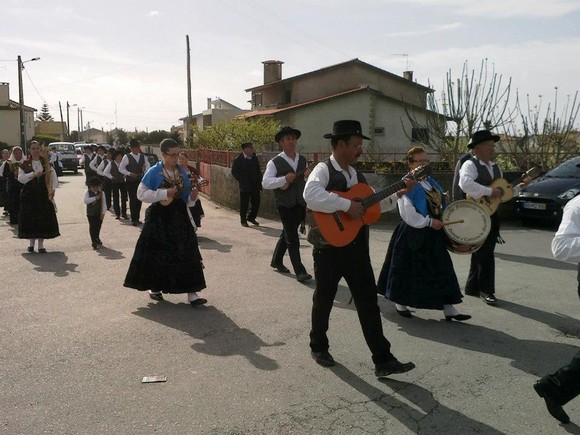 562627_511176238945450_1439398839_n