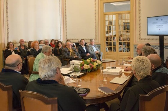 66df5df4-5dd3-487d-bb7d-8650840cd04a