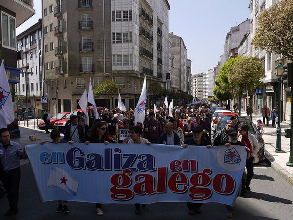 27039579956_ef2e835b12_z