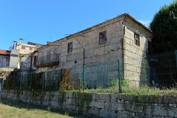 Guimaraes_Cantina_Economica