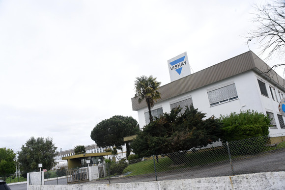 Grupo americano da Vishay produz condensadores de 