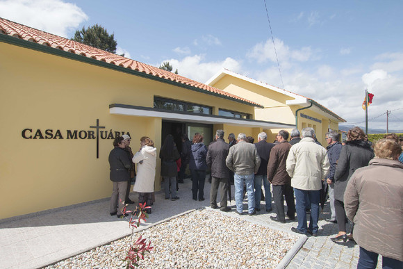 INAUGURADA CASA MORTUÁRIA DE CHAVIÃES E PAÇOS