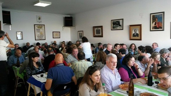 12244202_947383211965055_1265277023_n