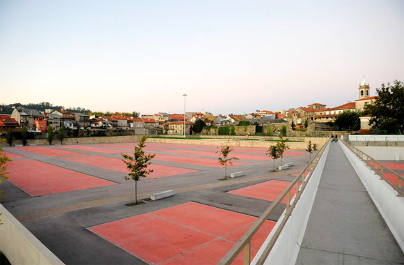 Guimarães_Recinto_Feira_Estacionamento