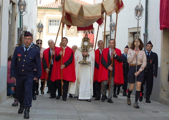 Procissão 09 (Large)