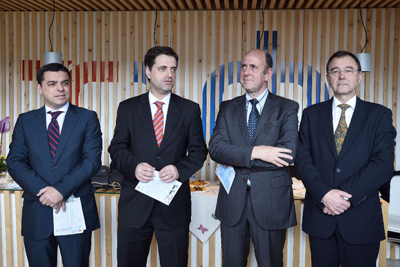 CMB10032016SERGIOFREITAS000000987