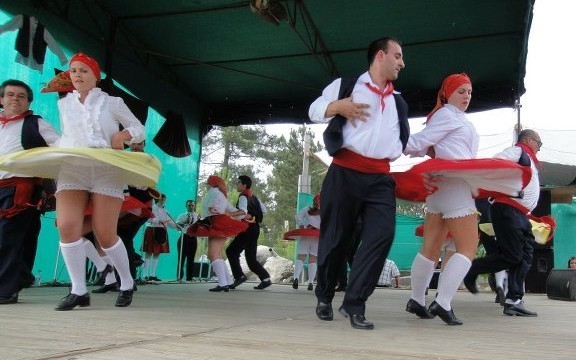 317820_114475315320281_7265540_n