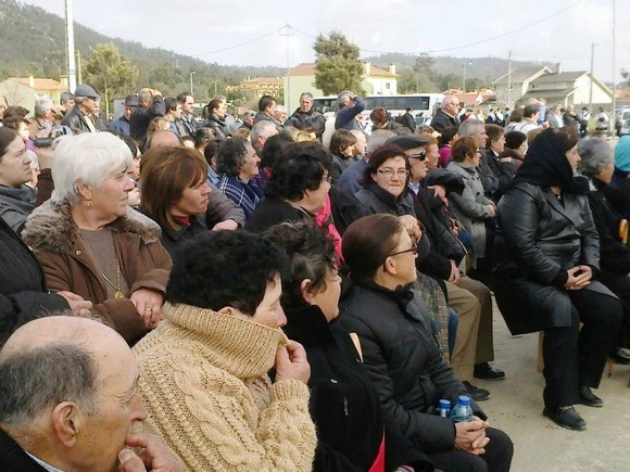 150870_511176345612106_2069161401_n