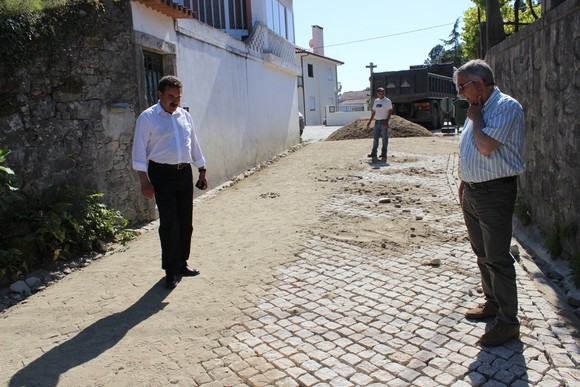 Obras de Saneamento e Pavimentação Riba de Ânco