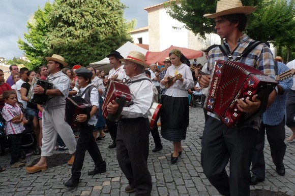 426759_453698858008506_1252925534_n