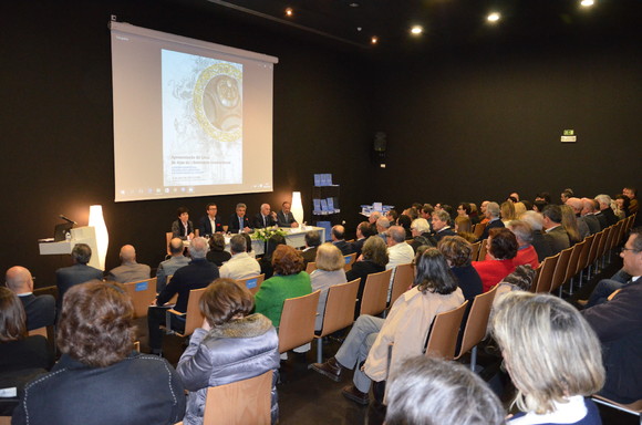 Apresentação do Livro de Atas I Seminário em 9.