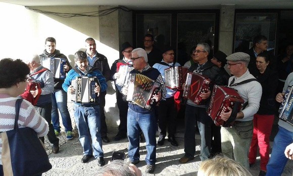 12650871_10201493232328594_1772572047694546195_n