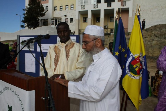 155583_437624822969040_1817326946_n