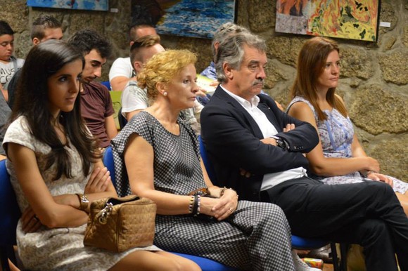 10547671_264359240431584_1634138900041312014_n