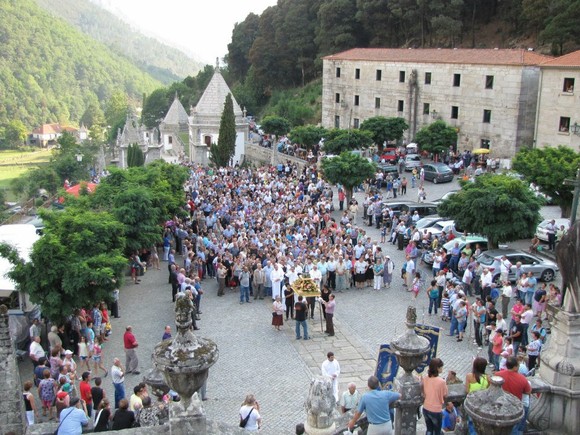 548020_418402988217670_1659577555_n