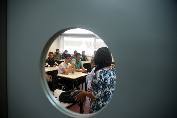 Famalicão ao lado dos alunos e das famílias
