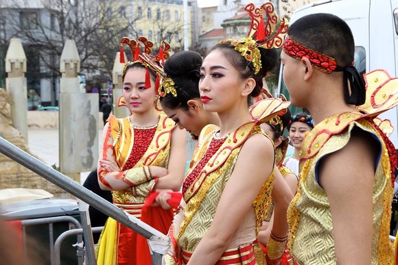 12666437_1034855119891490_1291059560_n