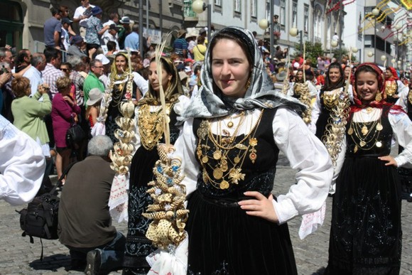 391531_271099319662674_1558532438_n