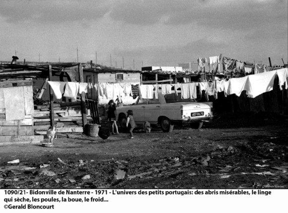 ob_0dc19d_1090-21-bidonville-de-nante