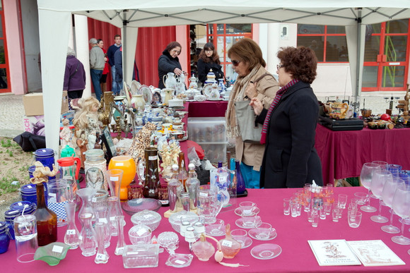Feira de Antiguidades e Velharias