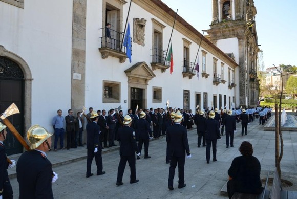 Sessão solene evocativa do 25 de Abril em Cabecei