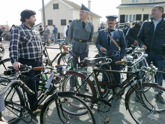 71943_510650955664645_1569414465_n