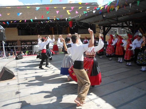 561387_458733964144387_1286568759_n