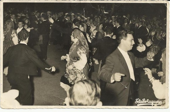 574452_423897624307022_548572634_n