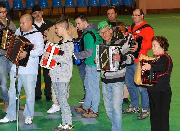 12782463_1045613215482347_1877060363_n