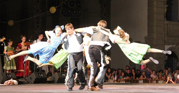 1238834_10202125158156997_1729618472_n