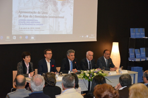 Apresentação do Livro de Atas I Seminário 9.04.