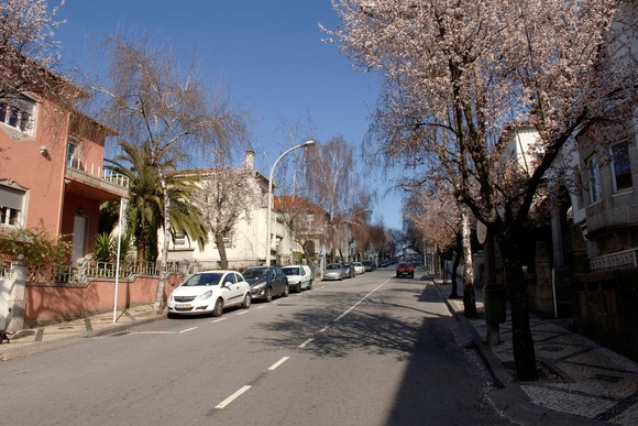 Guimarães_Av_General_Humberto_Delgado