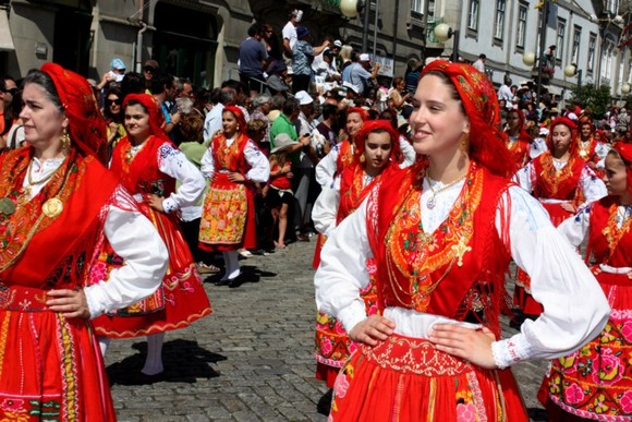 524492_271098629662743_1641390393_n