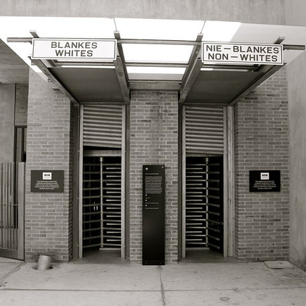 Apartheid_Museum_Entrance,_Johannesburg.JPG