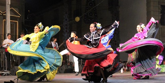 1234840_10202125131796338_1226386686_n