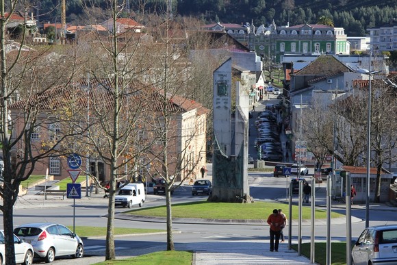 PONTE DE LIMA: RUSGA TÍPICA DA CORRELHÃ DANÇA NA PÓVOA DE LANHOSO NA FESTA  DE SANTO ANTÓNIO - BLOGUE DO MINHO