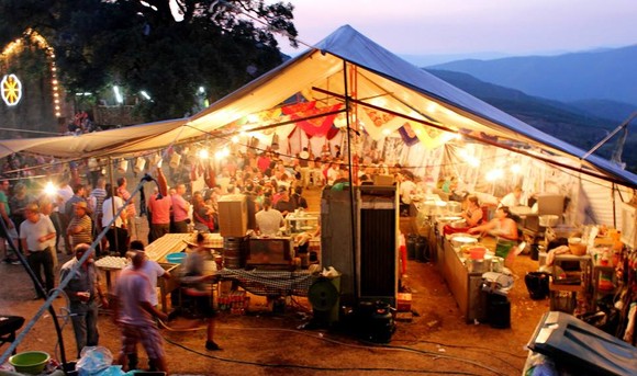 1016303_10202131542036590_54838917_n