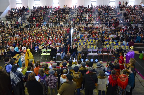 Reis das Escolas inebriaram numeroso público com 