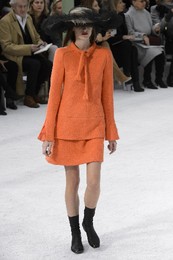 chanel-printemps-ete-2015-paris-look-4 tailleur la