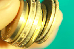 foreign coin &amp; hand 0004.jpg