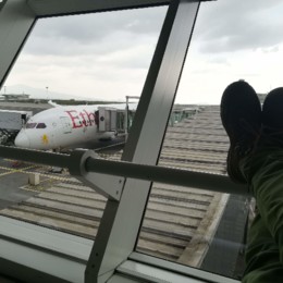 No aeroporto, em Adis Abeba