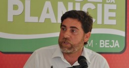 manchete_text_290920150959-356-DSC_0322.JPG manchete_text_290920150959-356-DSC_0322.JPG