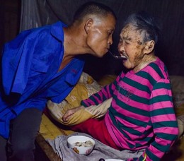 naom_55de3af6b6c25.jpg naom_55de3af6b6c25.jpg