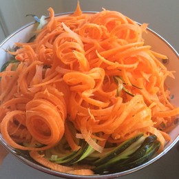 esparguete de courgete e cenoura (2).JPG esparguete de courgete e cenoura (2).JPG